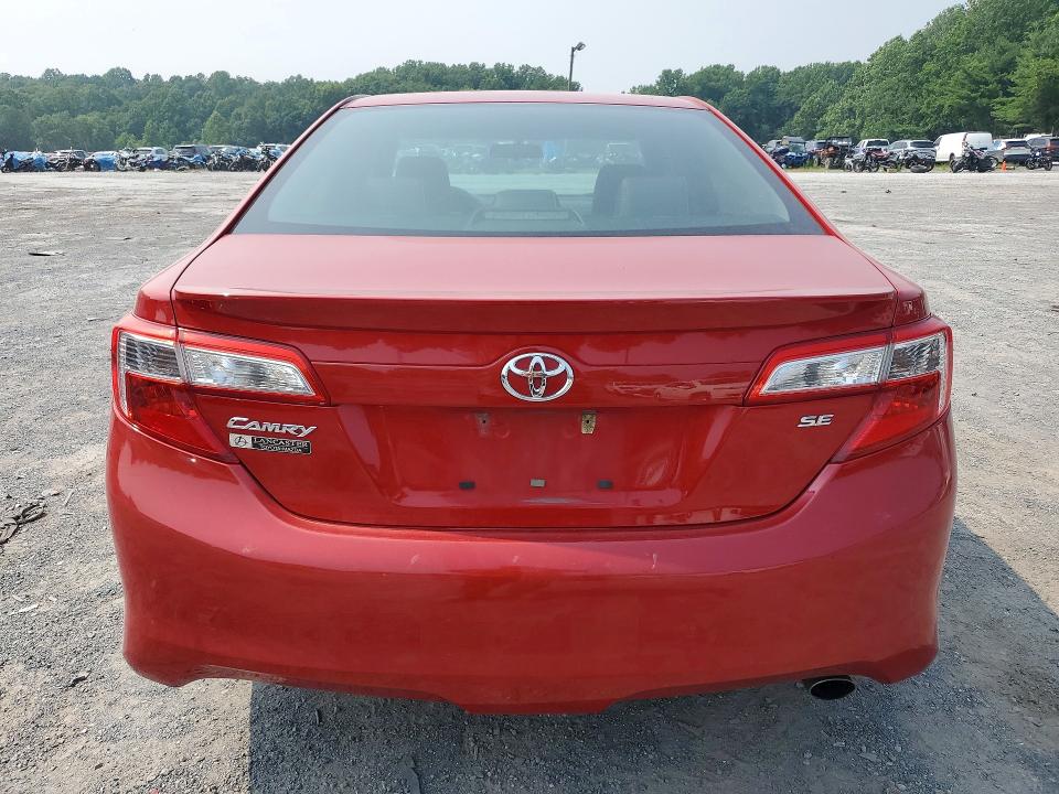 2014 Toyota Camry მანქანა იყიდება აუქციონზე, vin: 4T1BF1FK8EU728988, აუქციონის ნომერი: 61305726