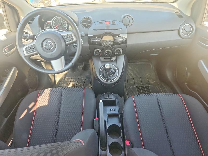 2011 Mazda Mazda2 მანქანა იყიდება აუქციონზე, vin: JM1DE1HY3B0110725, აუქციონის ნომერი: 61033326