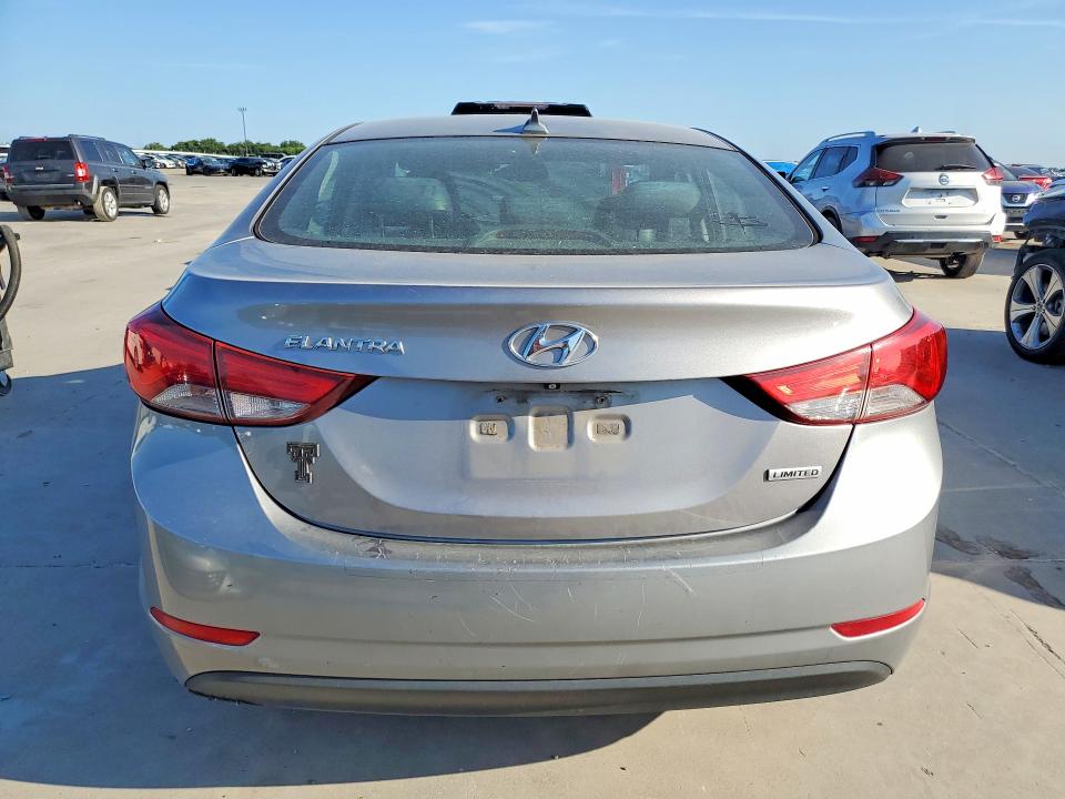 Продаж на аукціоні авто 2015 Hyundai Elantra, vin: KMHDH4AE1FU389658, номер лоту: 59711716