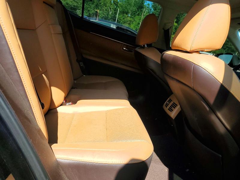 60920226 :رقم المزاد ، 58ABK1GG8JU091688 vin ، 2018 Lexus Es مزاد بيع