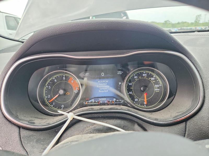 62277806 :رقم المزاد ، 1C4PJMDN8KD157876 vin ، 2019 Jeep Cherokee مزاد بيع