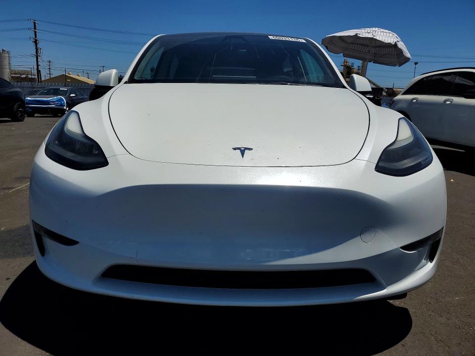 60033136 :رقم المزاد ، 7SAYGDEE8PF857899 vin ، 2023 Tesla Model Y مزاد بيع