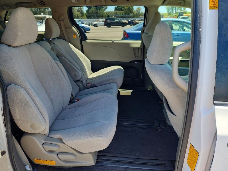 Продаж на аукціоні авто 2011 Toyota Sienna, vin: 5TDKK3DCXBS110627, номер лоту: 62353106