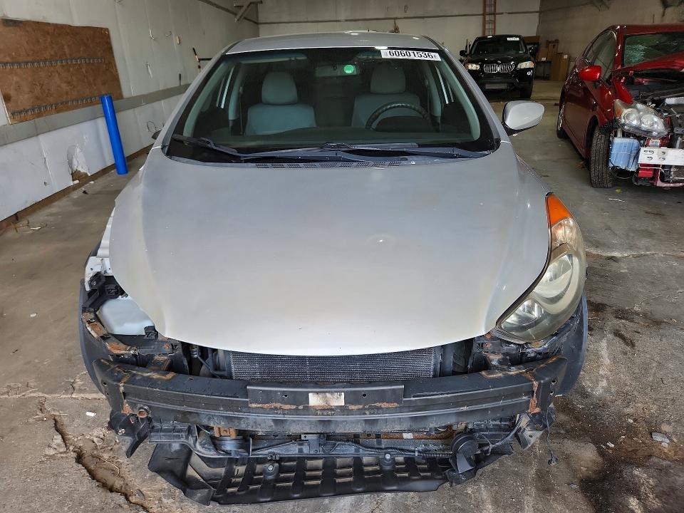 Продажа на аукционе авто 2013 Hyundai Elantra, vin: KMHDH4AE5DU842242, номер лота: 60601536