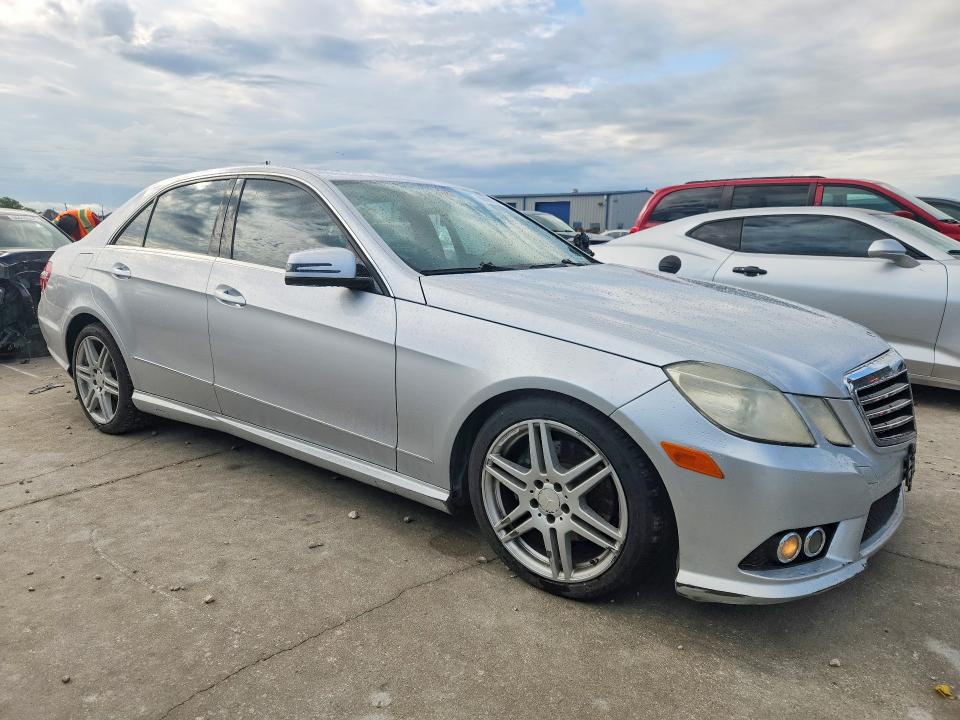 2010 Mercedes-benz E მანქანა იყიდება აუქციონზე, vin: WDDHF5GB2AA135729, აუქციონის ნომერი: 60690216