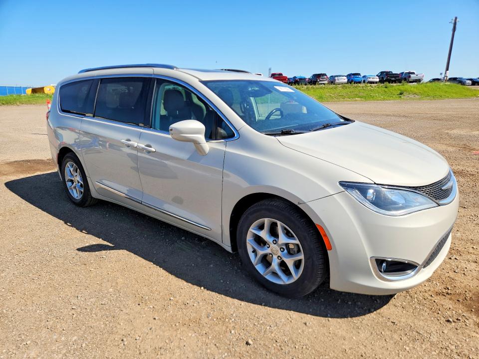 2017 Chrysler Pacifica მანქანა იყიდება აუქციონზე, vin: 2C4RC1EG2HR754240, აუქციონის ნომერი: 59972936