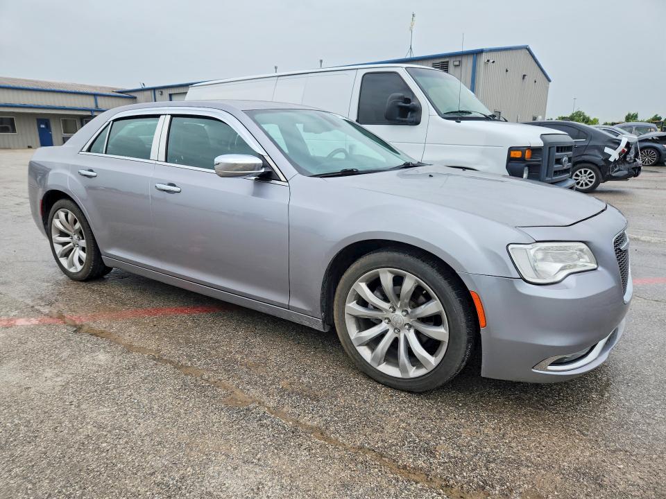 61154976 :رقم المزاد ، 2C3CCAEG7JH194155 vin ، 2018 Chrysler 300 مزاد بيع