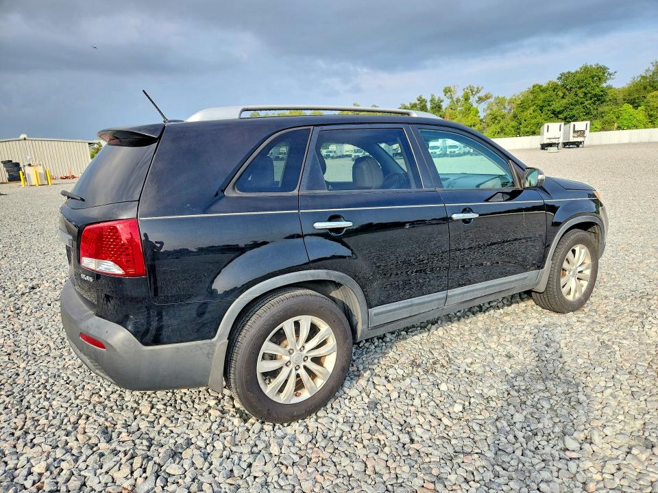 2011 Kia Sorento მანქანა იყიდება აუქციონზე, vin: 5XYKU4A25BG043508, აუქციონის ნომერი: 62681886