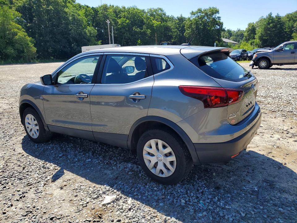 60404176 :رقم المزاد ، JN1BJ1CR6JW257381 vin ، 2018 Nissan Rogue Sport مزاد بيع
