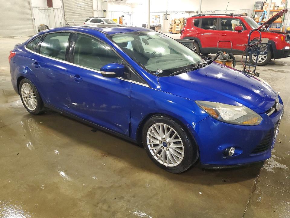60563596 :رقم المزاد ، 1FADP3J23EL374046 vin ، 2014 Ford Focus مزاد بيع