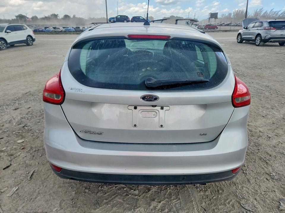 63286756 :رقم المزاد ، 1FADP3K2XJL238974 vin ، 2018 Ford Focus مزاد بيع