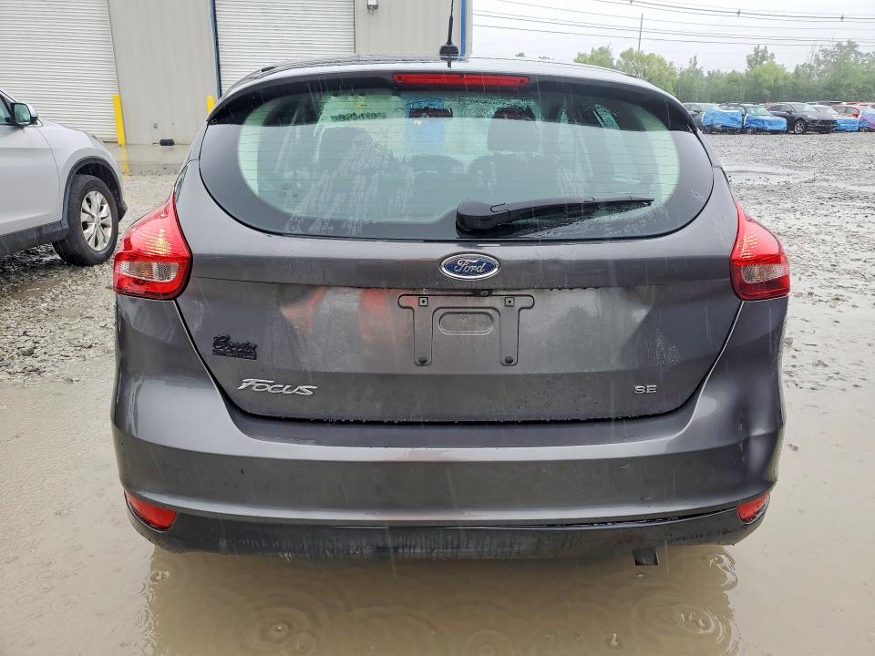 60271286 :رقم المزاد ، 1FADP3K28JL307094 vin ، 2018 Ford Focus مزاد بيع