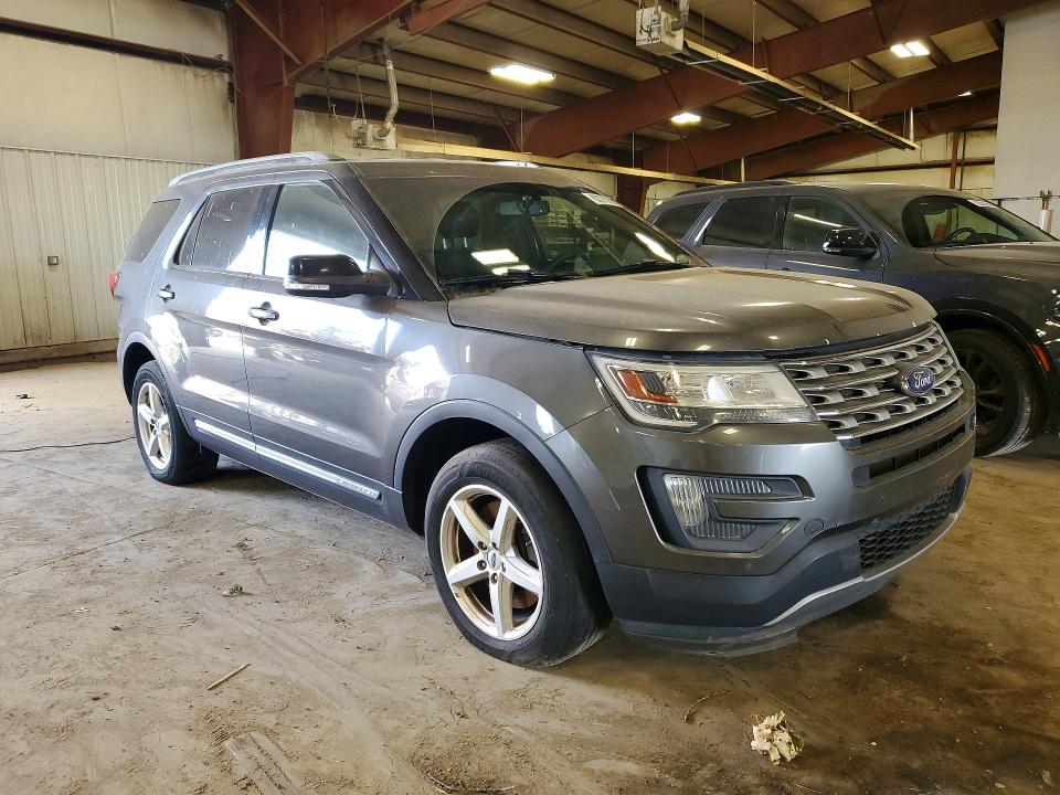 62270206 :رقم المزاد ، 1FM5K8D82GGA33965 vin ، 2016 Ford Explorer مزاد بيع