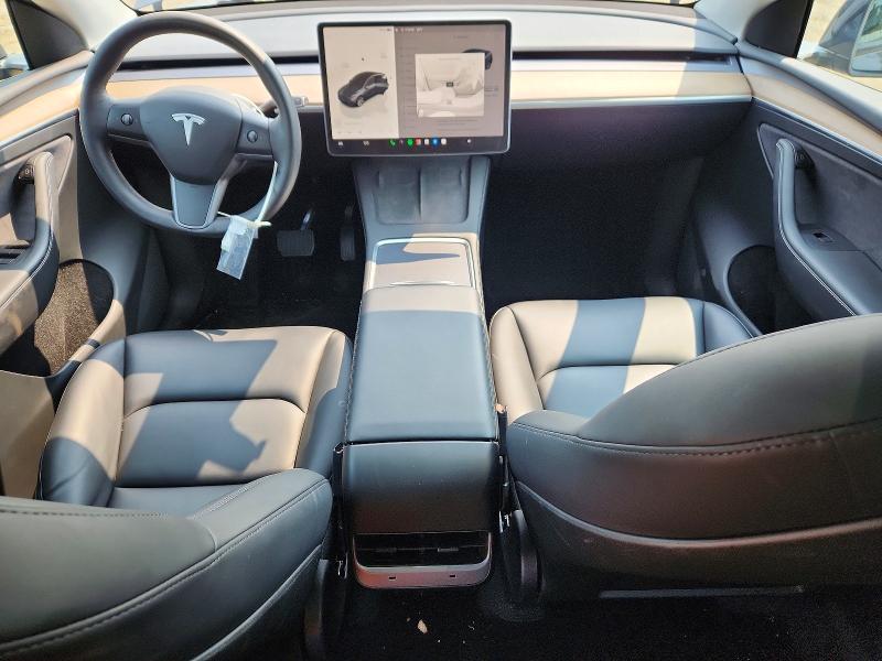 61770036 :رقم المزاد ، 7SAYGDEE1NA016940 vin ، 2022 Tesla Model Y مزاد بيع