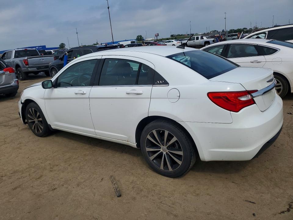 60445216 :رقم المزاد ، 1C3CCBBG7EN120144 vin ، 2014 Chrysler 200 مزاد بيع