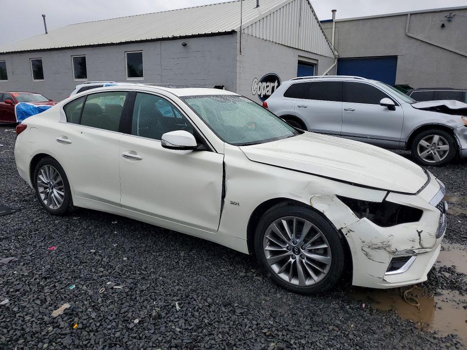 60033386 :رقم المزاد ، JN1EV7AR1KM558418 vin ، 2019 Infiniti Q50 مزاد بيع