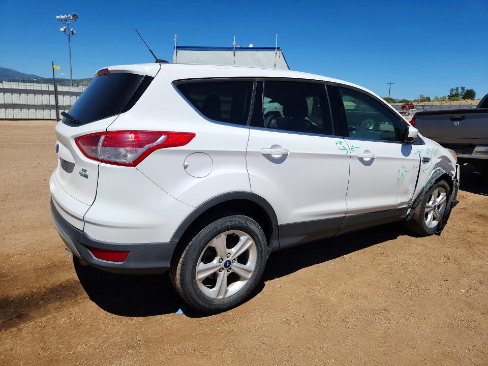 60889356 :رقم المزاد ، 1FMCU9G99FUA81491 vin ، 2015 Ford Escape مزاد بيع