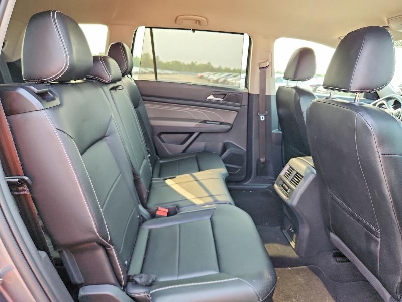 60683136 :رقم المزاد ، 1V2HR2CA5NC516707 vin ، 2022 Volkswagen Atlas مزاد بيع
