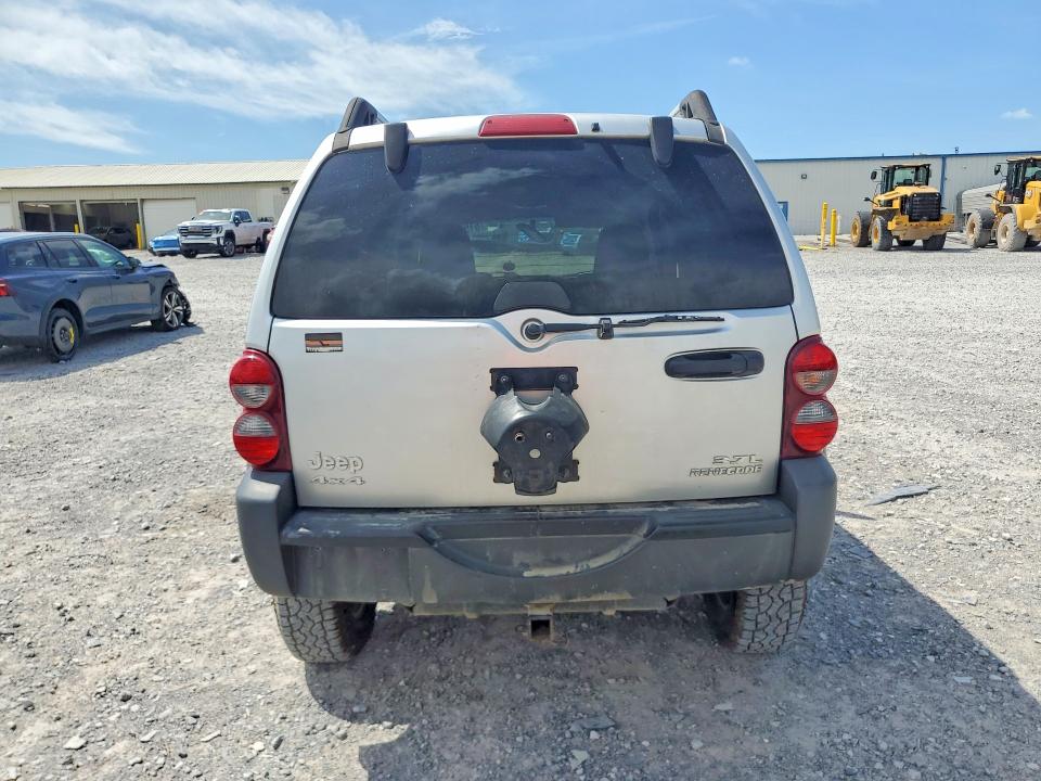 61976756 :رقم المزاد ، 1J4GL38KX5W526518 vin ، 2005 Jeep Liberty مزاد بيع