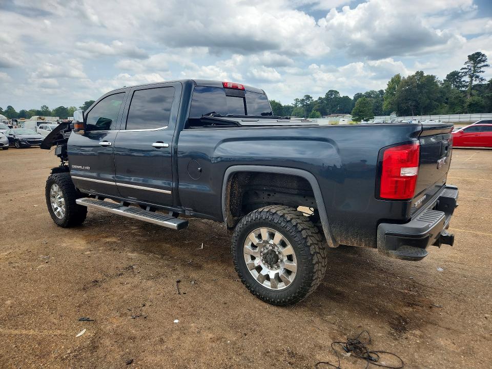 62220826 :رقم المزاد ، 1GT12UEY7JF145720 vin ، 2018 Gmc Sierra مزاد بيع