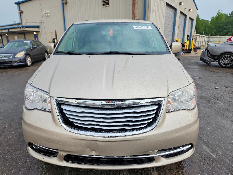 63425396 :رقم المزاد ، 2C4RC1BG8DR778153 vin ، 2013 Chrysler Town & Country مزاد بيع