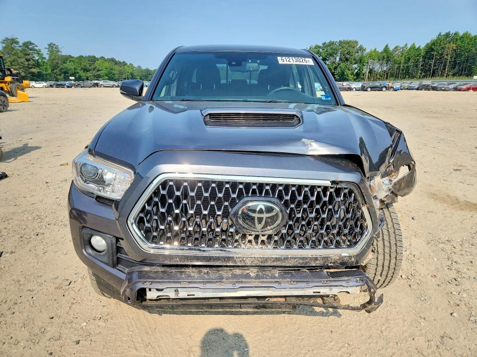 2018 Toyota Tacoma მანქანა იყიდება აუქციონზე, vin: 3TMAZ5CN0JM055562, აუქციონის ნომერი: 61213026