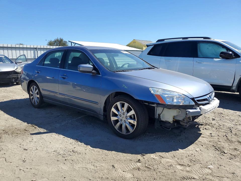 63387986 :رقم المزاد ، 1HGCM66507A042701 vin ، 2007 Honda Accord مزاد بيع