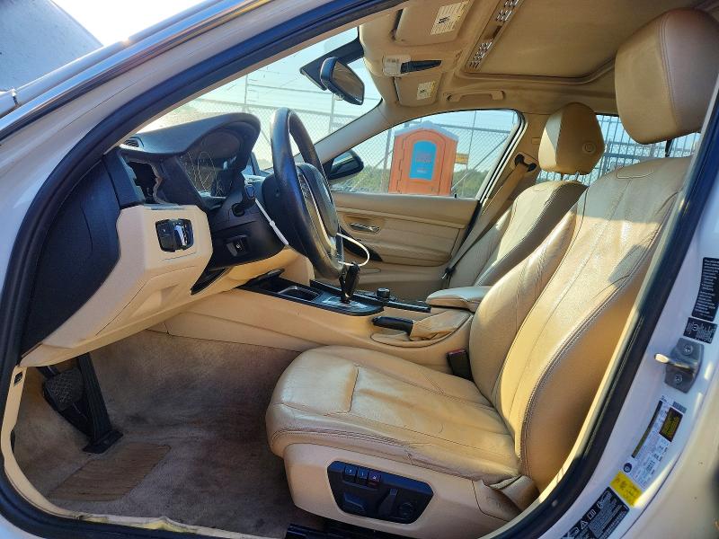 61082976 :رقم المزاد ، WBA3B3C54DF533016 vin ، 2013 Bmw 328 مزاد بيع