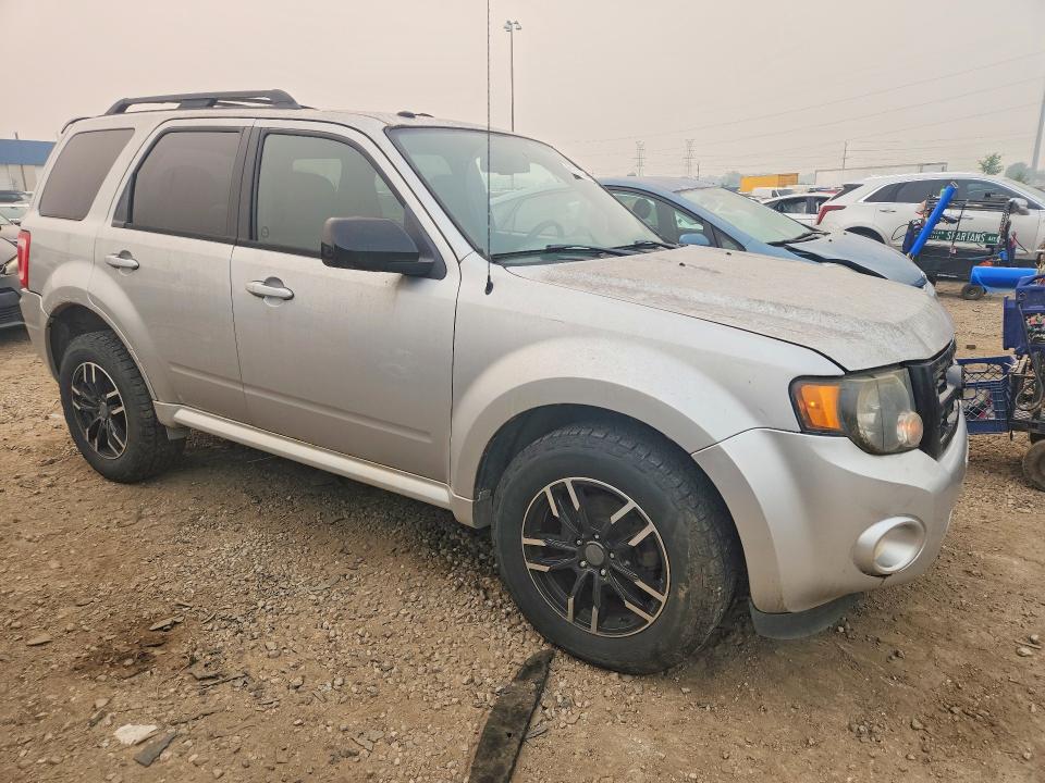 61573616 :رقم المزاد ، 1FMCU9DG4AKC55667 vin ، 2010 Ford Escape مزاد بيع