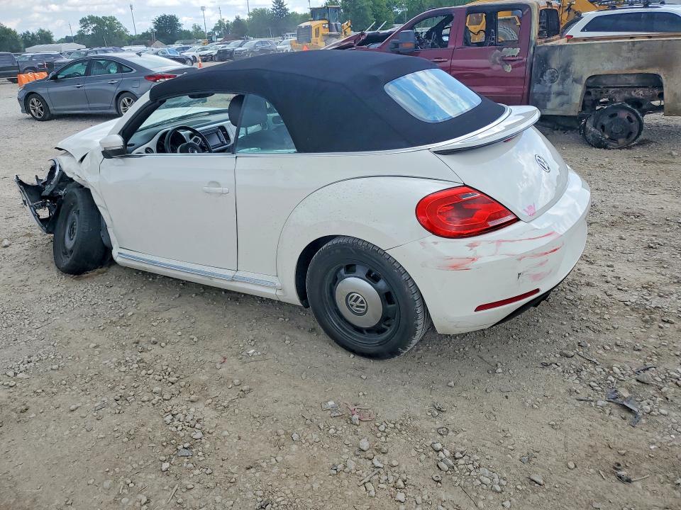 60873336 :رقم المزاد ، 3VW5X7AT2DM816839 vin ، 2013 Volkswagen Beetle مزاد بيع