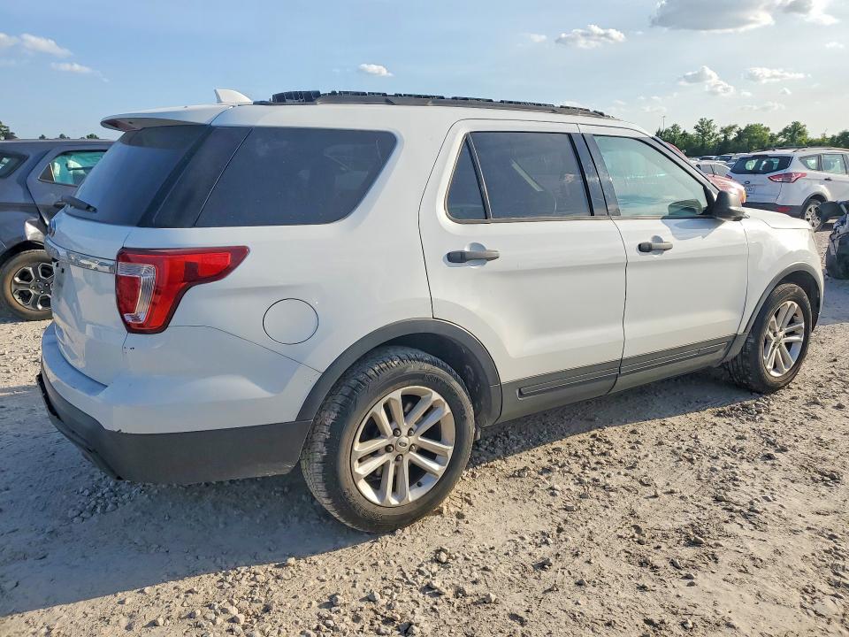 63044896 :رقم المزاد ، 1FM5K7B89HGC31893 vin ، 2017 Ford Explorer مزاد بيع