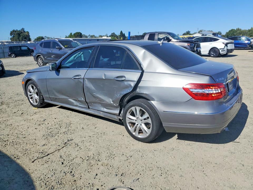 62643296 :رقم المزاد ، WDDHF5GBXAA250885 vin ، 2010 Mercedes-benz E مزاد بيع