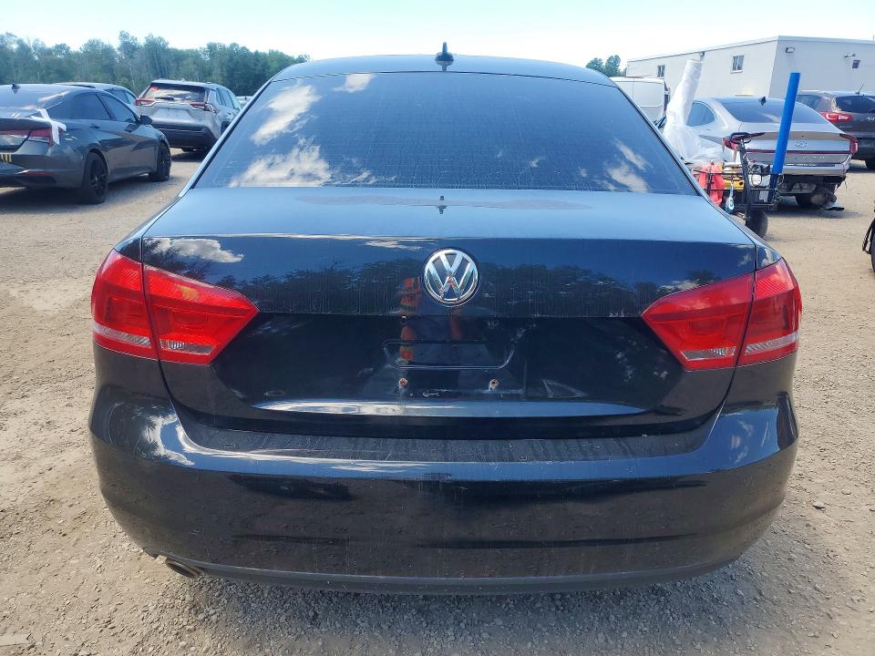 60837356 :رقم المزاد ، 1VWBH7A39EC000889 vin ، 2014 Volkswagen Passat مزاد بيع