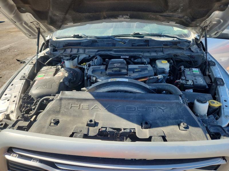 63037466 :رقم المزاد ، 3C6UR5ML4JG307409 vin ، 2018 Ram 2500 مزاد بيع