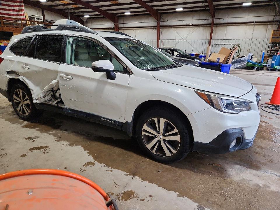 62415776 :رقم المزاد ، 4S4BSAJC9K3311053 vin ، 2019 Subaru Outback مزاد بيع