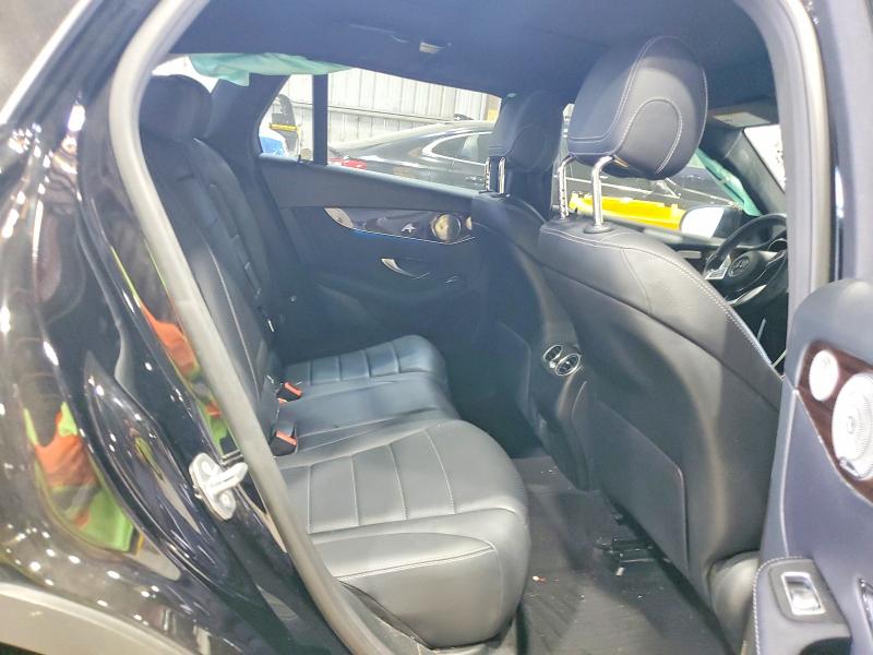 63359236 :رقم المزاد ، WDC0G4KB3JV091989 vin ، 2018 Mercedes-benz Glc مزاد بيع