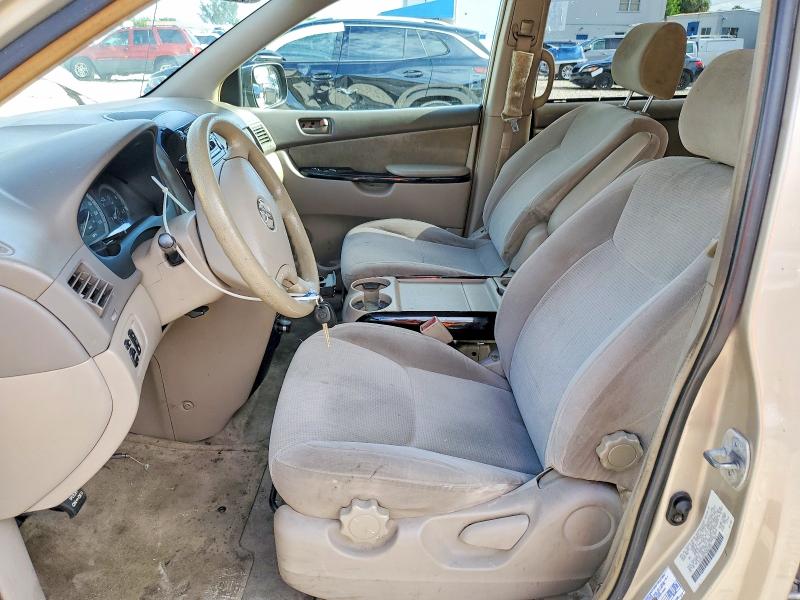 Aukcja sprzedaży 2004 Toyota Sienna, vin: 5TDZA23C74S025261, numer aukcji: 59882246