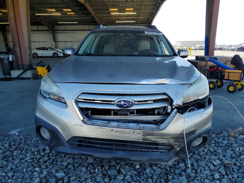 2015 Subaru Outback მანქანა იყიდება აუქციონზე, vin: 4S4BSACC5F3335126, აუქციონის ნომერი: 60487306
