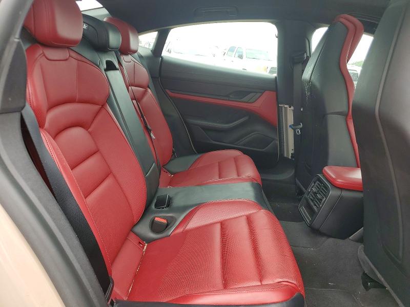 60587196 :رقم المزاد ، WP0AA2Y10RSA10817 vin ، 2024 Porsche Taycan مزاد بيع