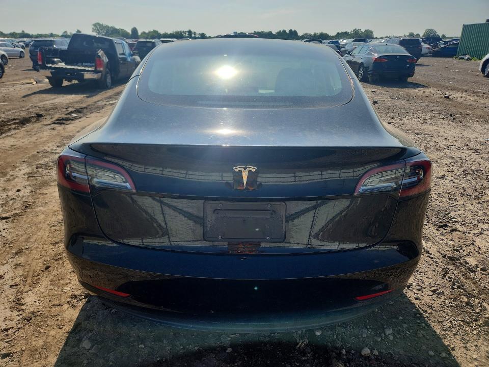 59687956 :رقم المزاد ، 5YJ3E1EAXPF685951 vin ، 2023 Tesla Model 3 مزاد بيع