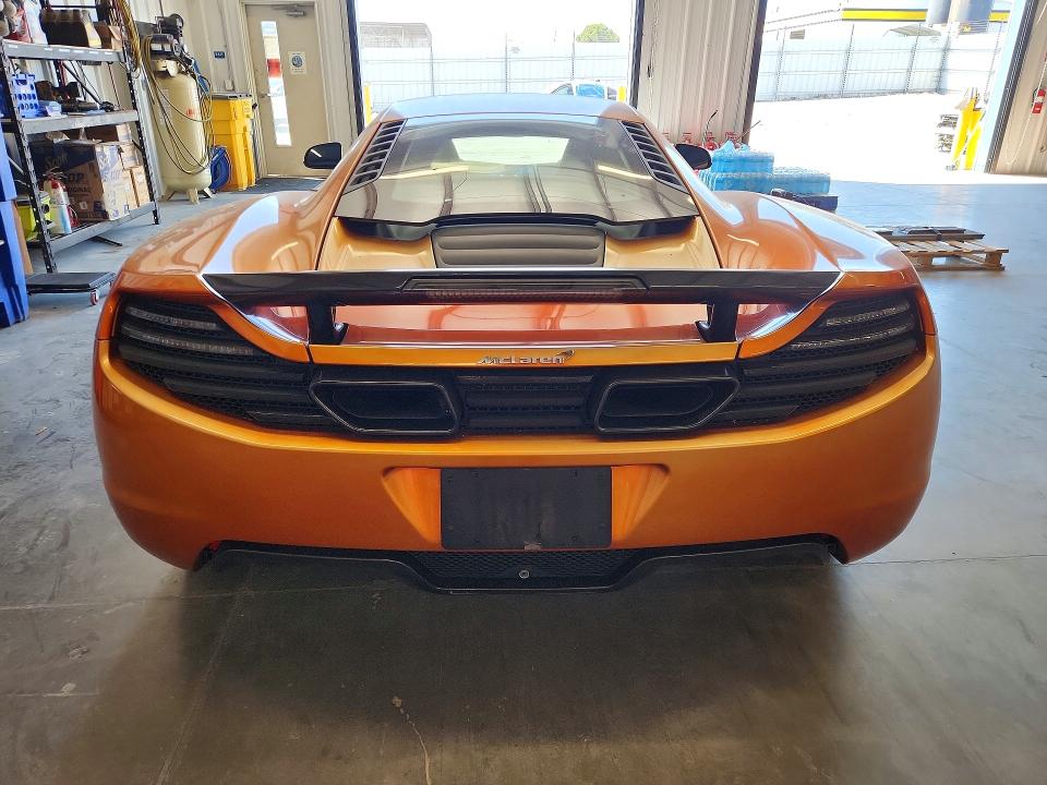 62593496 :رقم المزاد ، SBM11AAA0CW001706 vin ، 2012 Mclaren Automotive Mp4-12c مزاد بيع