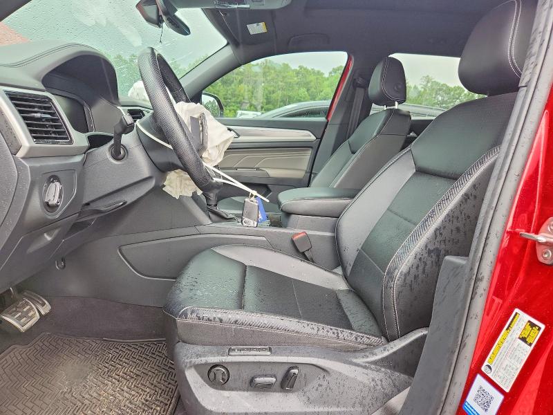 60795236 :رقم المزاد ، 1V2SE2CA9NC223247 vin ، 2022 Volkswagen Atlas Cross Sport مزاد بيع