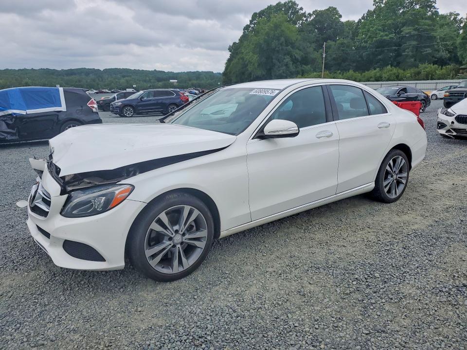 60809576 :رقم المزاد ، 55SWF4KB3FU028351 vin ، 2015 Mercedes-benz C مزاد بيع