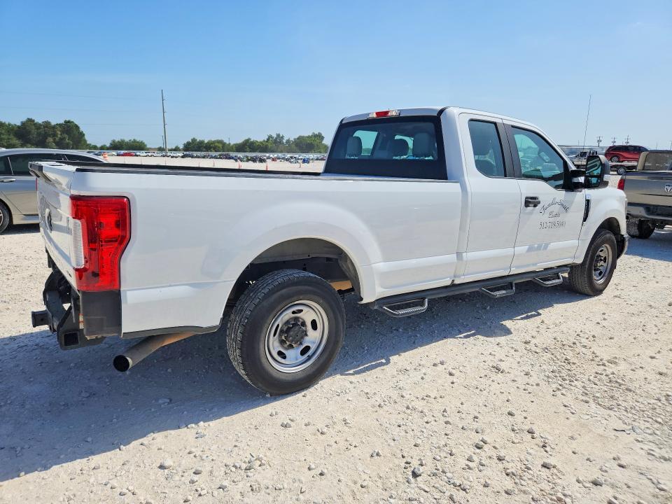 61789336 :رقم المزاد ، 1FT7X2A67KED15117 vin ، 2019 Ford F250 مزاد بيع
