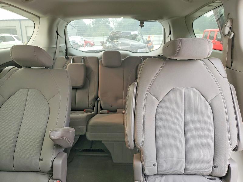 60712226 :رقم المزاد ، 2C4RC1DG1HR712062 vin ، 2017 Chrysler Pacifica مزاد بيع