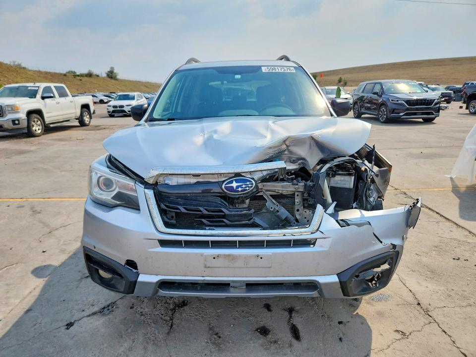 59817576 :رقم المزاد ، JF2SJAECXJH488263 vin ، 2018 Subaru Forester مزاد بيع