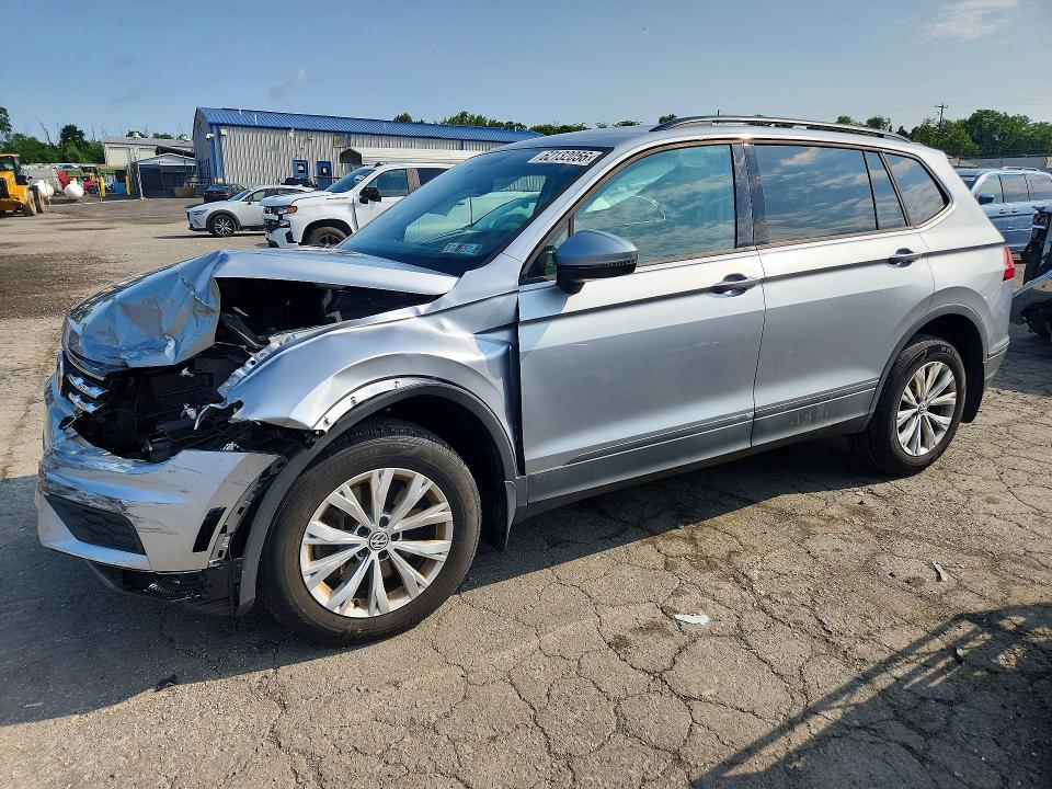 Продажа на аукционе авто 2020 Volkswagen Tiguan, vin: 3VV0B7AX2LM075414, номер лота: 62132056