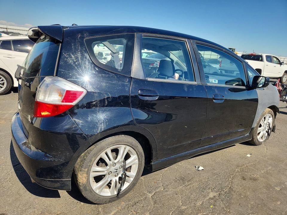 61151926 :رقم المزاد ، JHMGE88499S023038 vin ، 2009 Honda Fit مزاد بيع