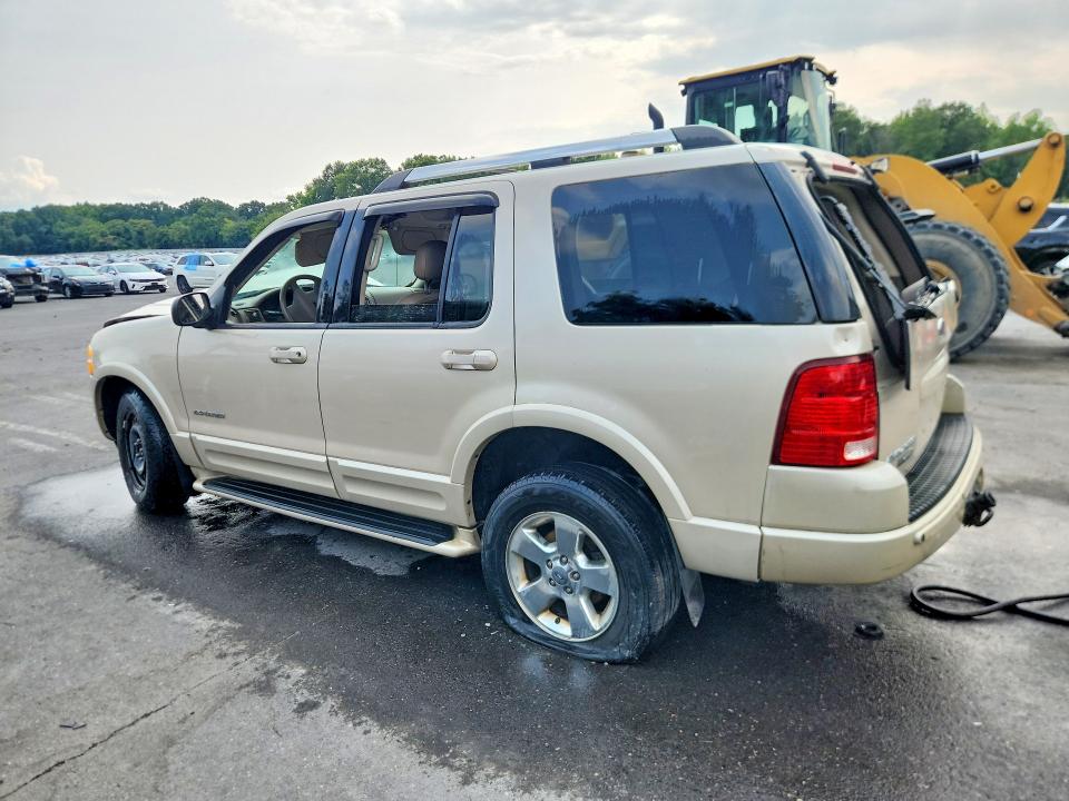 2005 Ford Explorer მანქანა იყიდება აუქციონზე, vin: 1FMDU75W25ZA00267, აუქციონის ნომერი: 62496106