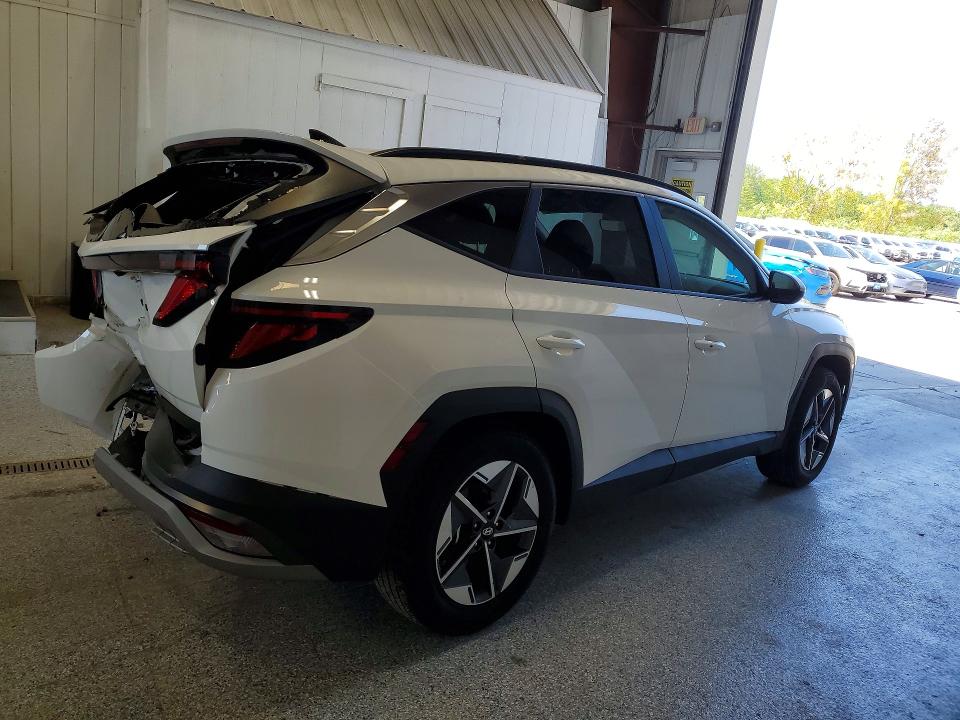 2026 Hyundai Tucson მანქანა იყიდება აუქციონზე, vin: 5NMJB3DE7TH632813, აუქციონის ნომერი: 61150846